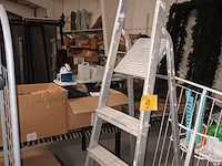 Lot 9 - aluminium trapladder - afbeelding 1 van  2