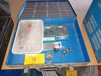 Lot 9 - diverse boren in metalen koffer - afbeelding 1 van  4