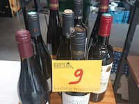 Lot 9 - flessen rode wijn. 8 stuks - afbeelding 1 van  4