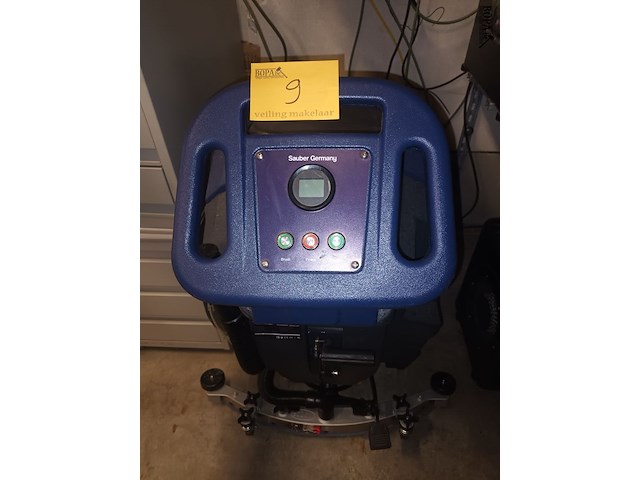 Lot 9 - industriële poetsmachine sauber - afbeelding 2 van  4