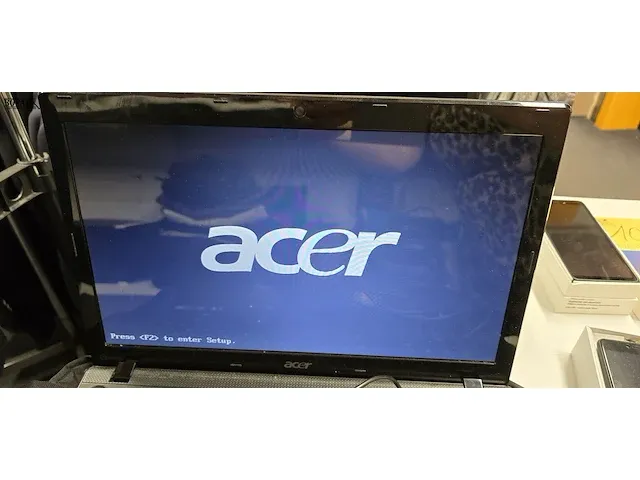 Lot 9 - laptop acer met lader en laptopzak - afbeelding 7 van  8