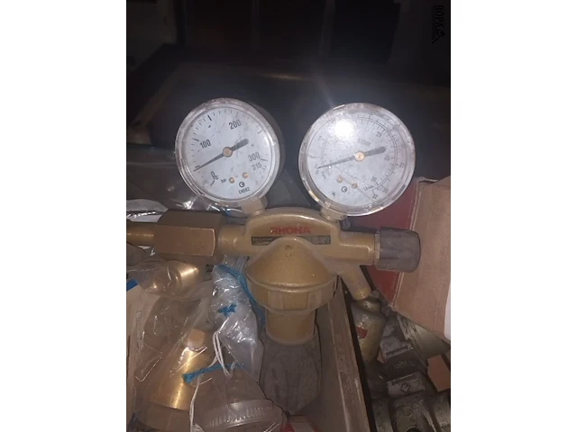 Lot 9 - lot diverse drukmeters - afbeelding 5 van  6