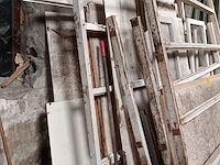 Lot 9 - lot hout - afbeelding 2 van  2