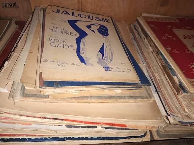 Lot 9 - lot oude boeken - afbeelding 3 van  8