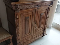 Lot 9 - mechelse buffetkast - afbeelding 3 van  6