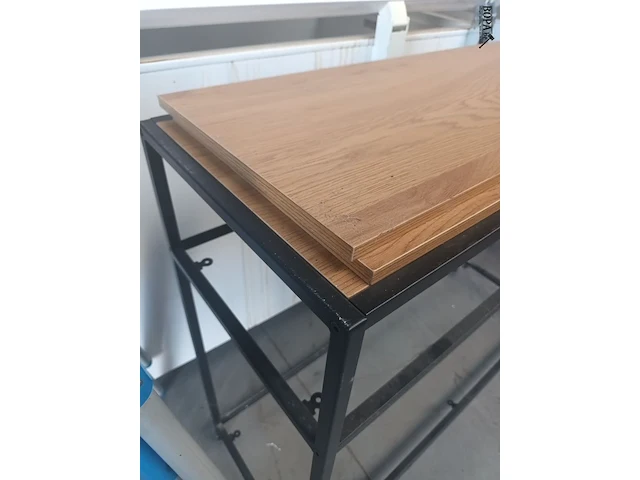 Lot 9 - metalen rek met legplanken - afbeelding 3 van  3