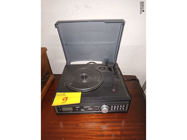 Lot 9 - muziek digitaliseer toestel medion - afbeelding 1 van  4