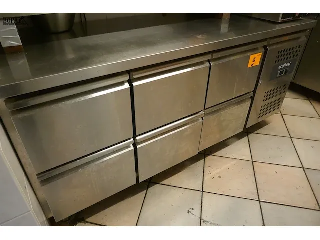 Lot 9 - rvs gekoelde werkkast ecofrost - afbeelding 2 van  4