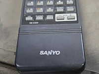 Lot 9 - stereo toren sanyo - afbeelding 2 van  6