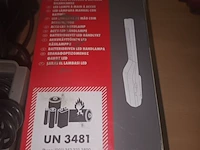 Lot 90 - accessoires en elektro - afbeelding 3 van  7