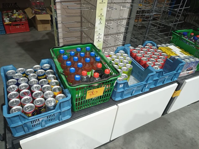 Lot 90 - lot frisdranken en energiedranken - afbeelding 1 van  9