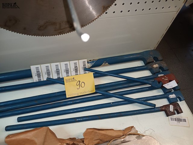 Lot 90 - zaagbladen en plooi ijzers. 45 stuks - afbeelding 1 van  5