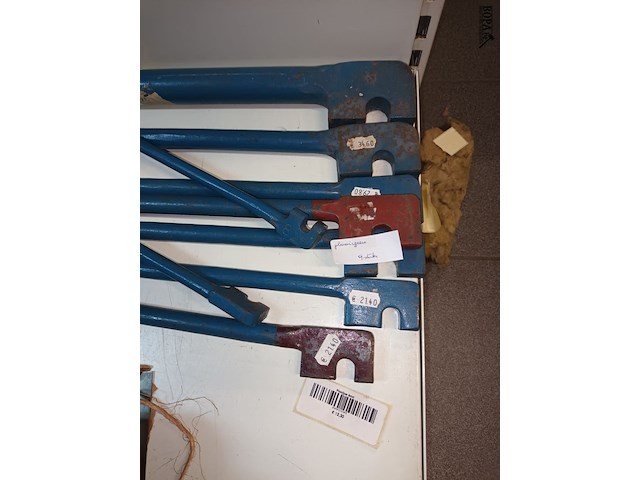 Lot 90 - zaagbladen en plooi ijzers. 45 stuks - afbeelding 2 van  5