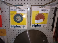 Lot 90 - zaagbladen en plooi ijzers. 45 stuks - afbeelding 4 van  5