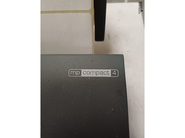 Lot 903 - werkpost, computerconfiguratie en ladeblok - afbeelding 7 van  10