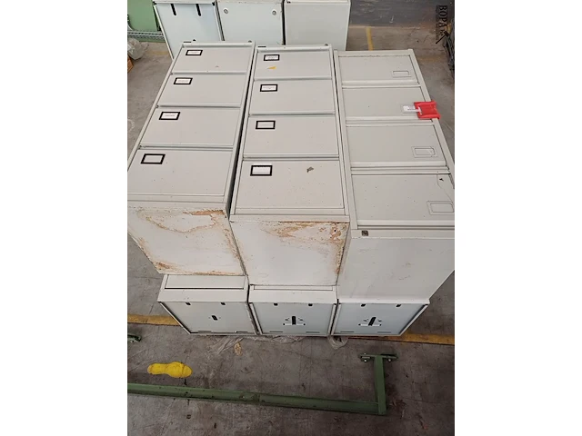 Lot 904 - ladekast. 6 stuks - afbeelding 1 van  1