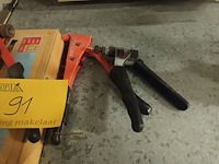 Lot 91 - blindklinktang. 3 stuks - afbeelding 2 van  3