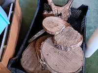 Lot 91 - decoratie materiaal - afbeelding 3 van  8