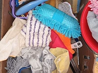 Lot 91 - lot poetsmateriaal - afbeelding 2 van  6