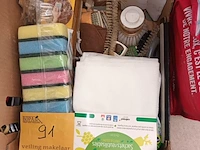 Lot 91 - lot poetsmateriaal - afbeelding 5 van  6