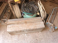 Lot 91 - materiaalkoffers en kabels - afbeelding 3 van  4