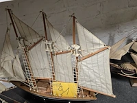 Lot 91 - modelboten 2 stuks - afbeelding 3 van  3