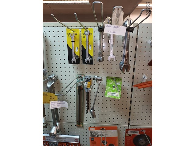 Lot 91 - sleutels. 75 stuks - afbeelding 3 van  3