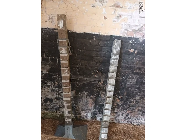 Lot 91 - springbalk - afbeelding 3 van  4