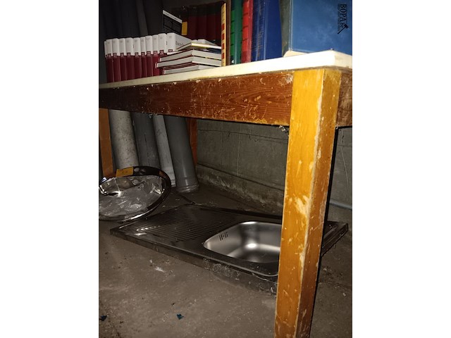 Lot 91 - tafel - afbeelding 2 van  2