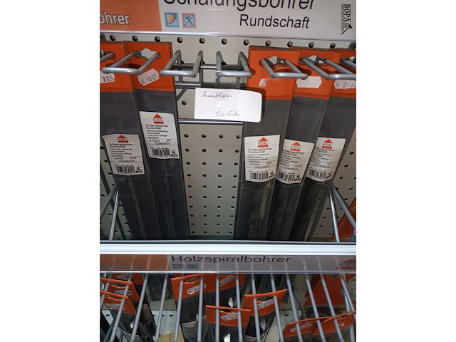 Lot 92 - boren en potsleutels. 185 stuks - afbeelding 5 van  7