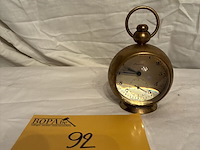 Lot 92 - glazen tafeluurwerk op ringvoet, markur - afbeelding 1 van  5