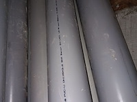 Lot 92 - pvc buizen - afbeelding 1 van  4
