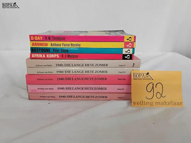 Lot 92 - serie boeken, oorlog, 2 series, 9 stuks - afbeelding 1 van  1