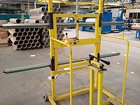 Lot 920 - industriële krik - afbeelding 1 van  6