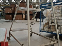 Lot 922 - mobiele platformladder - afbeelding 3 van  3