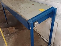 Lot 930 - tafel met lichtbak en wandlichtbak - afbeelding 1 van  5