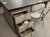 Lot 935 - bureau - afbeelding 3 van  3