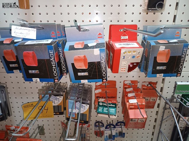 Lot 94 - boren, nietjes, zagen. 50 stuks - afbeelding 3 van  8