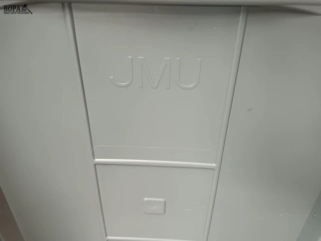 Lot 94 - pvc kast jmu - afbeelding 4 van  4