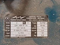 Lot 948 - batterijlader. 3 stuks - afbeelding 5 van  5