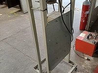 Lot 949 - machine voor verwerken draden en kabels - afbeelding 3 van  4