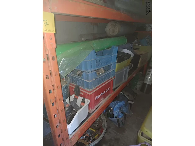 Lot 95 - inhoud rek - afbeelding 1 van  6