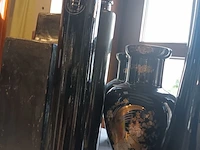 Lot 95 - zwarte vazen. 10 stuks - afbeelding 3 van  3