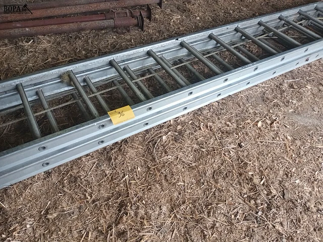 Lot 96 - aluminium ladder - afbeelding 1 van  3