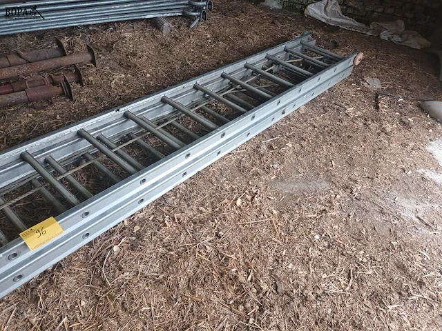 Lot 96 - aluminium ladder - afbeelding 2 van  3