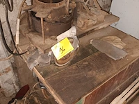 Lot 96 - antieke werkmachine - afbeelding 1 van  3
