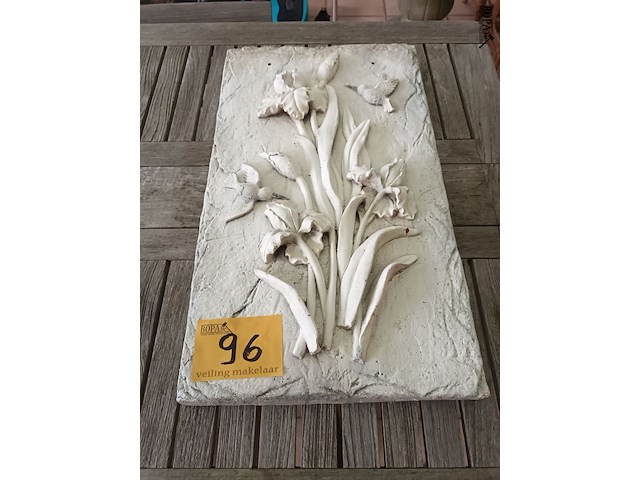 Lot 96 - reliëf in gips - afbeelding 1 van  4