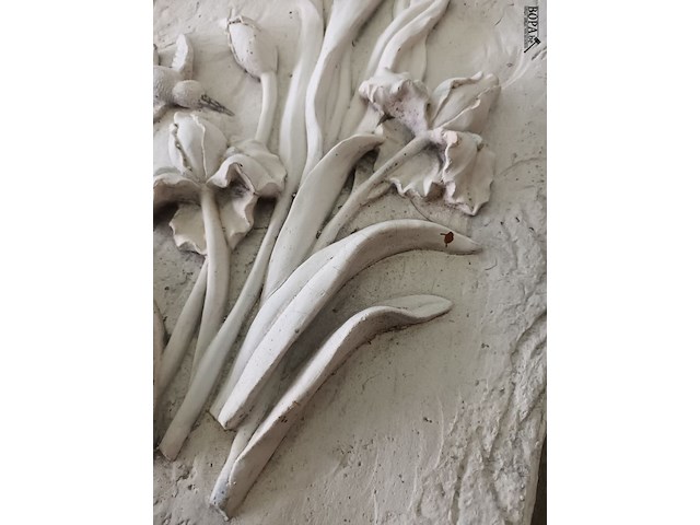 Lot 96 - reliëf in gips - afbeelding 3 van  4