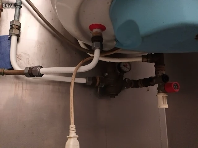 Lot 96 - waterboiler atlantic - afbeelding 4 van  6