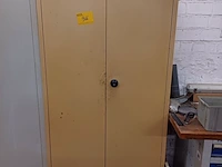 Lot 966 - dossierkast met inhoud - afbeelding 1 van  5
